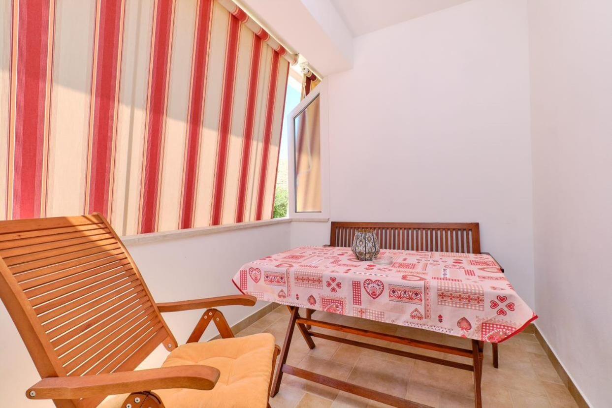Apartments Enna マリ・ロシニュ エクステリア 写真